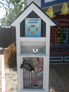 US - Midway near Jaws Exit 2011