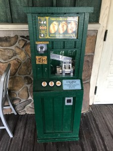 ak-restaurantosaurus-01