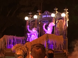 hitchhiking-ghosts-parade