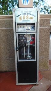 hs-rock-n-roller-courtyard-01